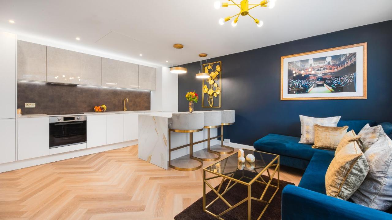 London'S Modern Nuance Apartment - Battersea Eksteriør bilde