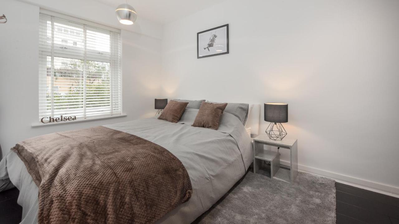 London'S Modern Nuance Apartment - Battersea Eksteriør bilde
