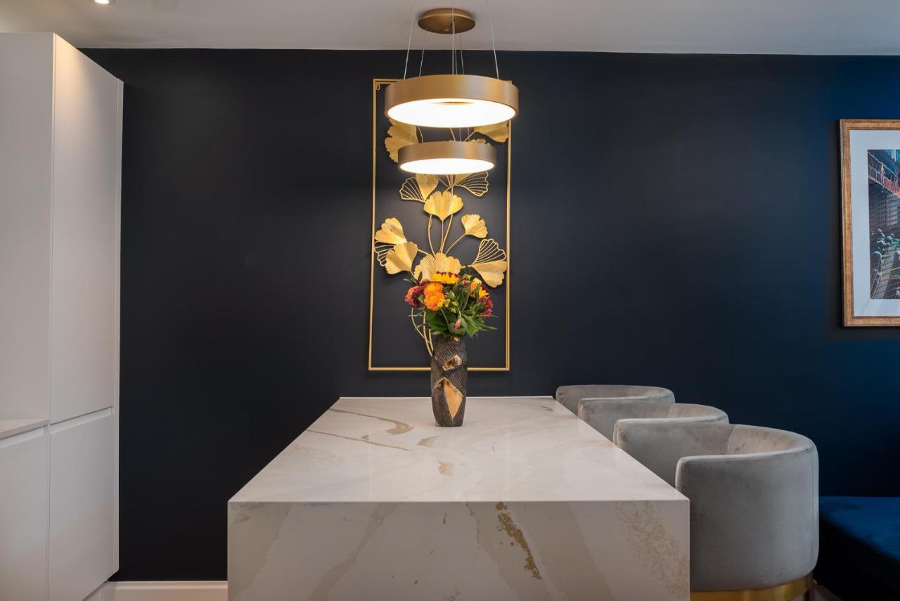 London'S Modern Nuance Apartment - Battersea Eksteriør bilde